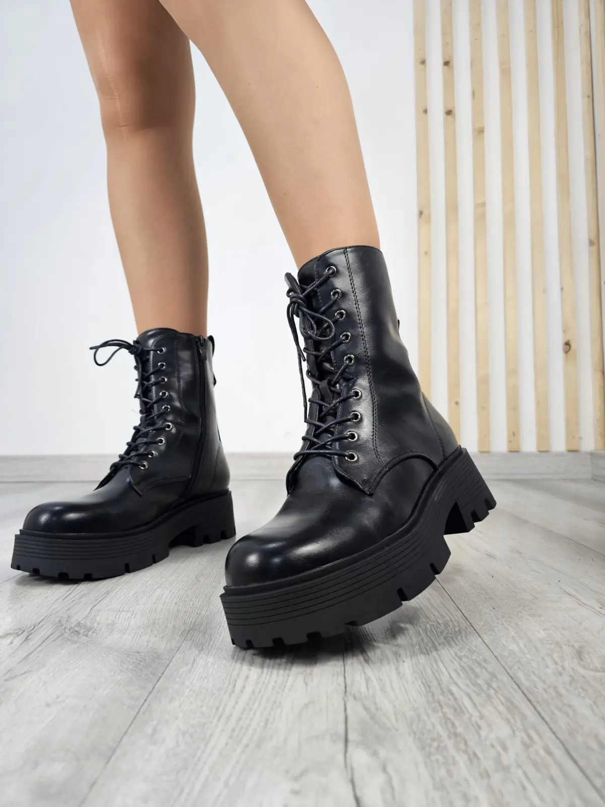 Bota Alina Negra