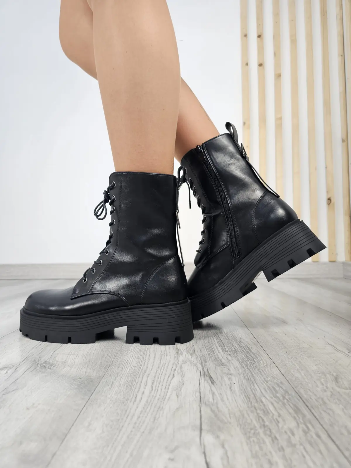 Bota Alina Negra
