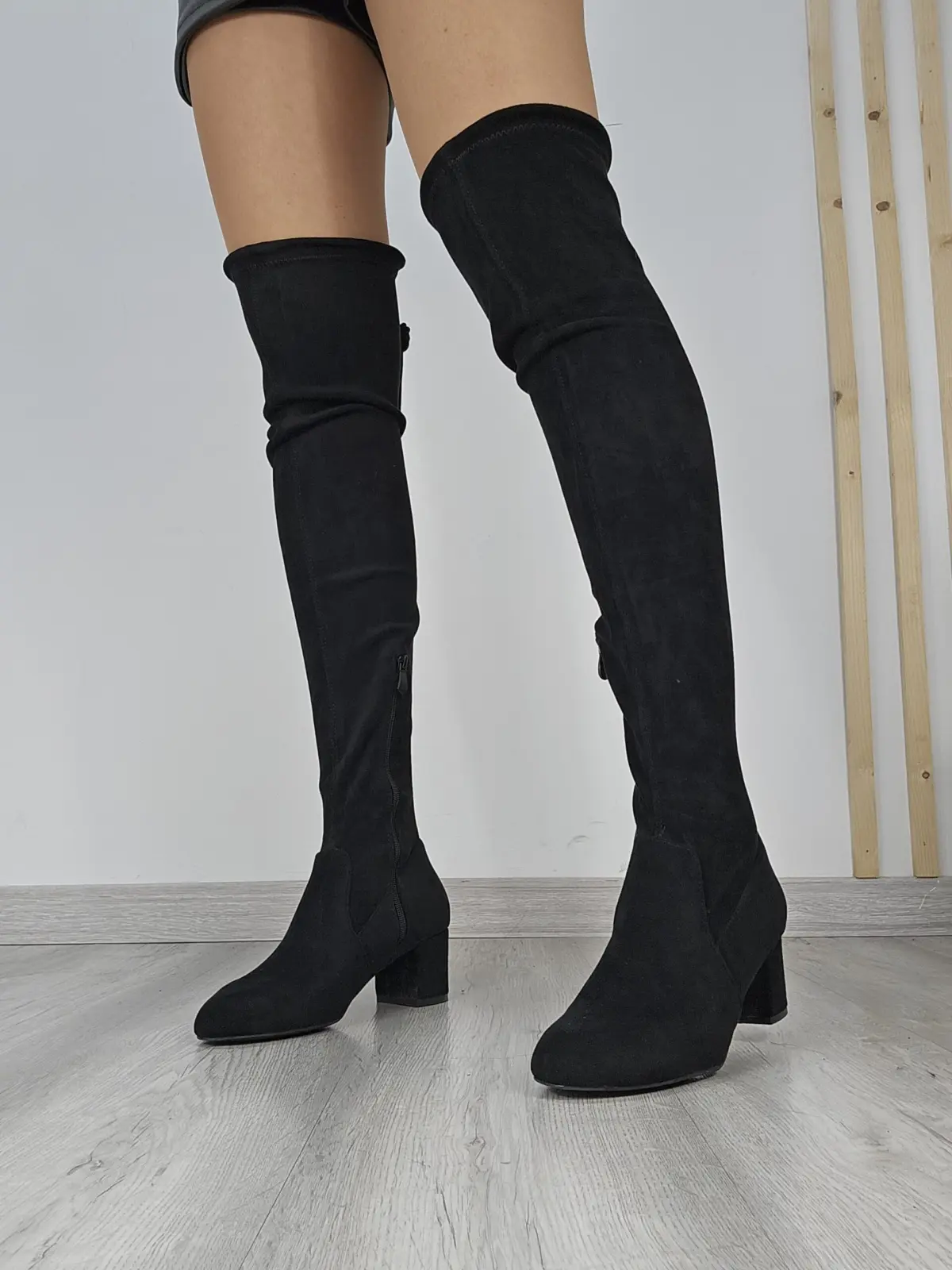 Bota Laura