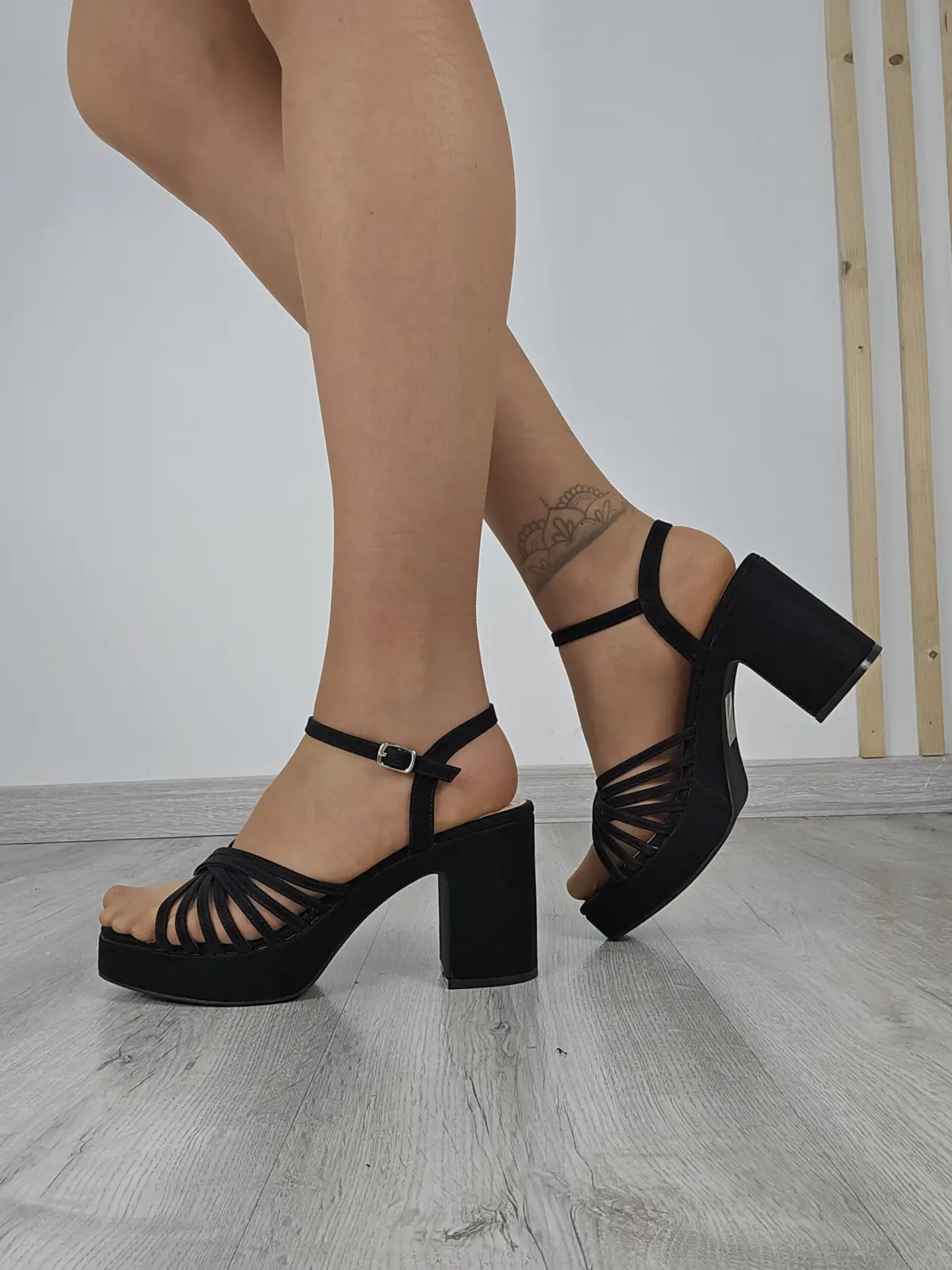 Sandalia Tacón Angela Negro