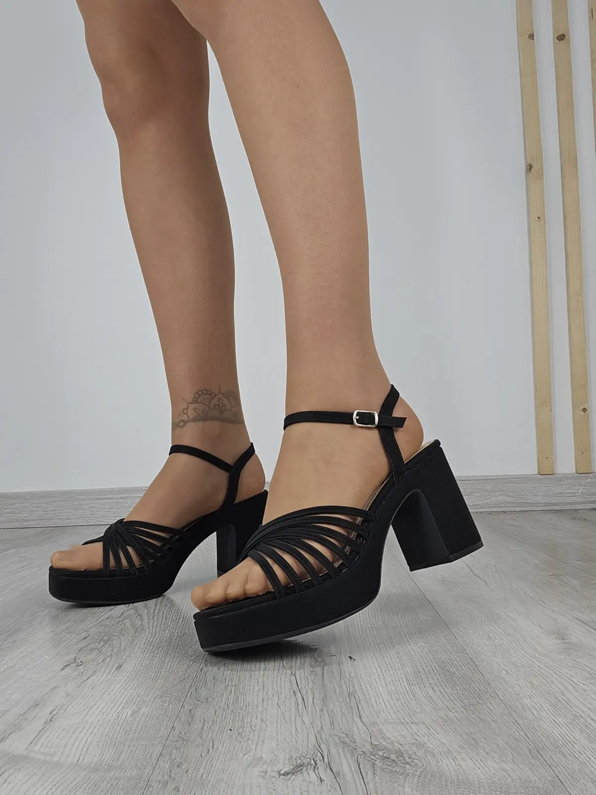 Sandalia Tacón Angela Negro